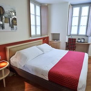 Camera standard con letto queen size